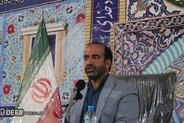 معاون فرهنگی نیروی زمینی سپاه: برخی افراد طلاق را نشانه کلاس و محور توسعه جامعه میدانند/ دشمن میخواهد قداست مادران را بشکند/ عزت هزینه دارد