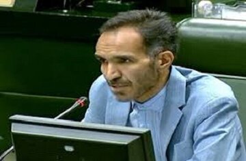 نماینده خمین: باید در حوزه نرمافزار و رسانه احساس تکلیف کنیم/ برای مسدود کردن نقاط حساس نفوذ دشمن باید کارگروههای متعددی تشکیل شود