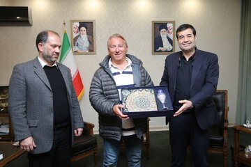 وزیر ورزش و جوانان: با سرعت بیسبال را در ایران توسعه خواهیم داد