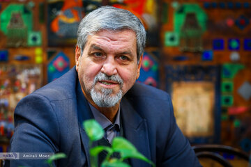 کنایه کواکبیان به سعید جلیلی/ دولتهایی که در سایه هستند بگویند چه کار کنیم تا تحریمها برداشته شود