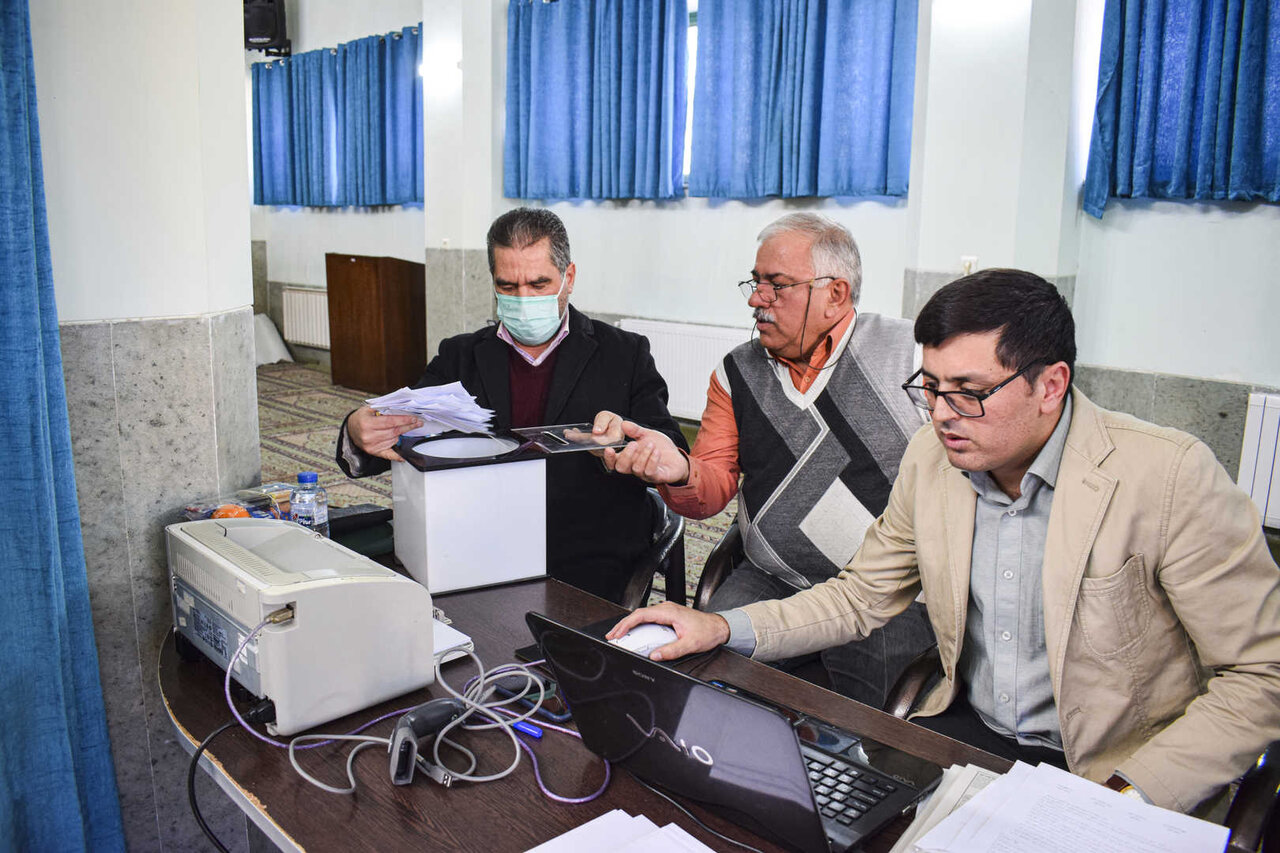 مجمع عمومی به طور فوق العاده شهرک صنعتی جهان آباد میبد مجمع عمومی به طور فوق العاده شهرک صنعتی جهان آباد میبد