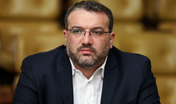 یک نماینده خطاب به استیضاح کنندگان وزیر اقتصاد: تضمین میدهید اگر همتی استیضاح شد نرخ دلار بالاتر از این عدد نرود؟/وقت دستکاری و تحریک بازارها نیست