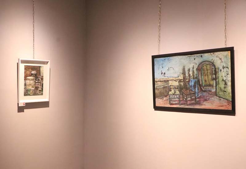 ۳۰ نگاره روی بالِ سیمرغِ "سرزمین من"