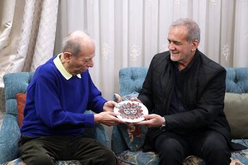 آقای نصیریان ؛ اصل در دنیا به نرسیدنه ؛ اما شما رسیدید،خوب هم رسیدید، شما امروز روی قله ایستادهاید