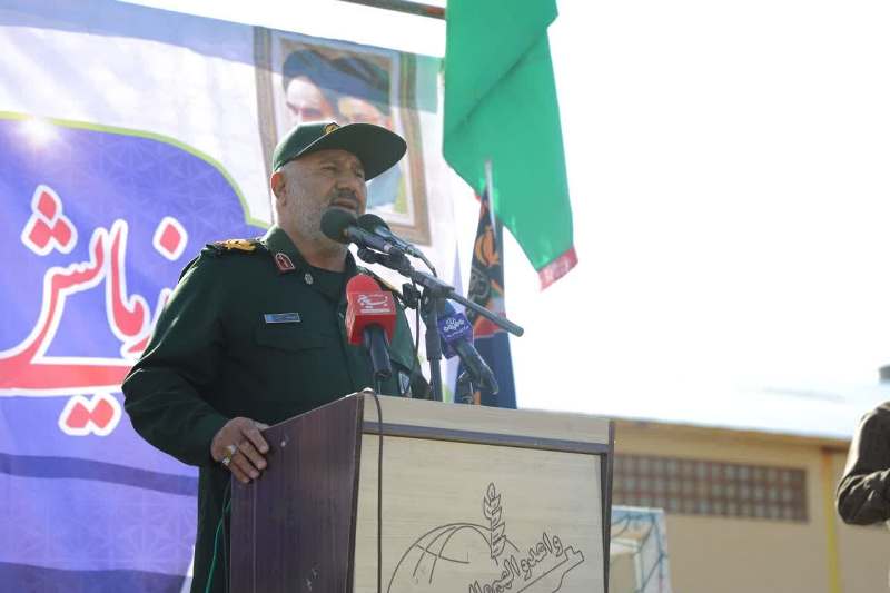 آماده ایم با تمام دنیای دشمنان بخاطر دینمان بجنگیم