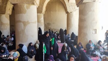 آیین سنتی ۵۰۰ ساله کیسه دوزان در مسجد تاریخانه دامغان برگزار شد