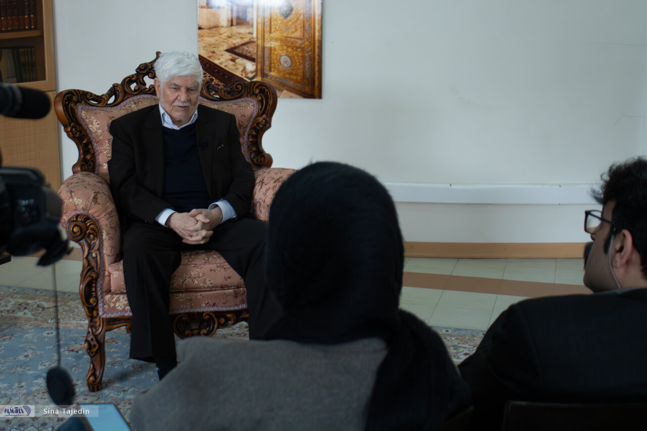 امام(ره) سریال «اوشین» را دوست داشتند/ شش قسمت از سریال «امام علی» حذف شد/ واقعیت «اوشین» چیزی نبود که ما نشان دادیم، حذفیات زیادی داشت