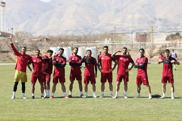 اورونوف زیر نظر پزشک پرسپولیس/ غیبت گندوز در تمرین