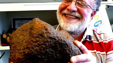 این مرد فکر میکرد طلا پیدا کرده، اما حقیقت او را شوکه کرد!