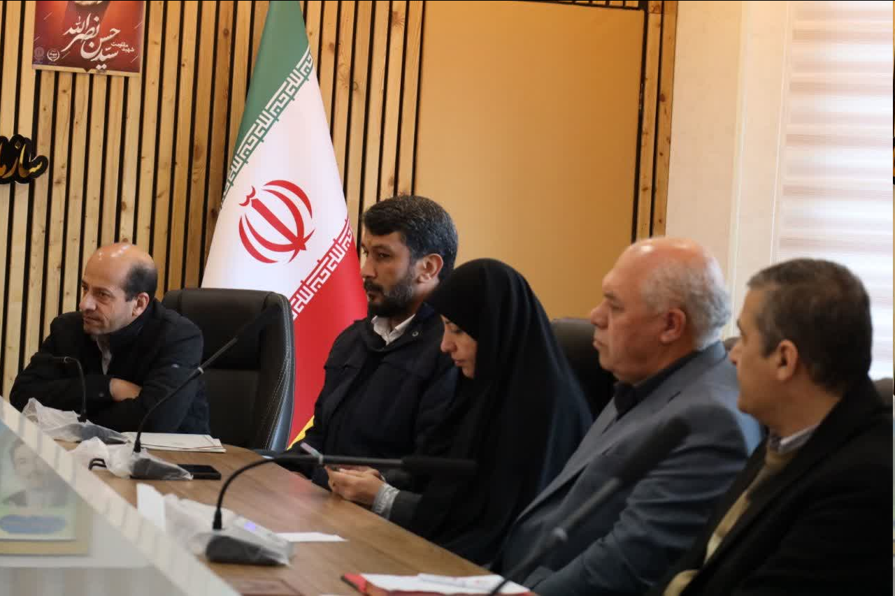 برگزاری  نمایشگاه گلخانه‌سازی، گل، گیاه و ماهیان زینتی در شهرکرد