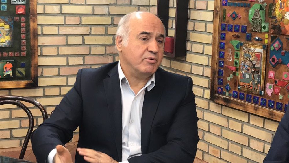 هشت اقتصاددان به سئوال recive پاسخ دادند/ مهمترین چالش پیش روی اقتصاد ایران در سال ۰۴ چیست؟