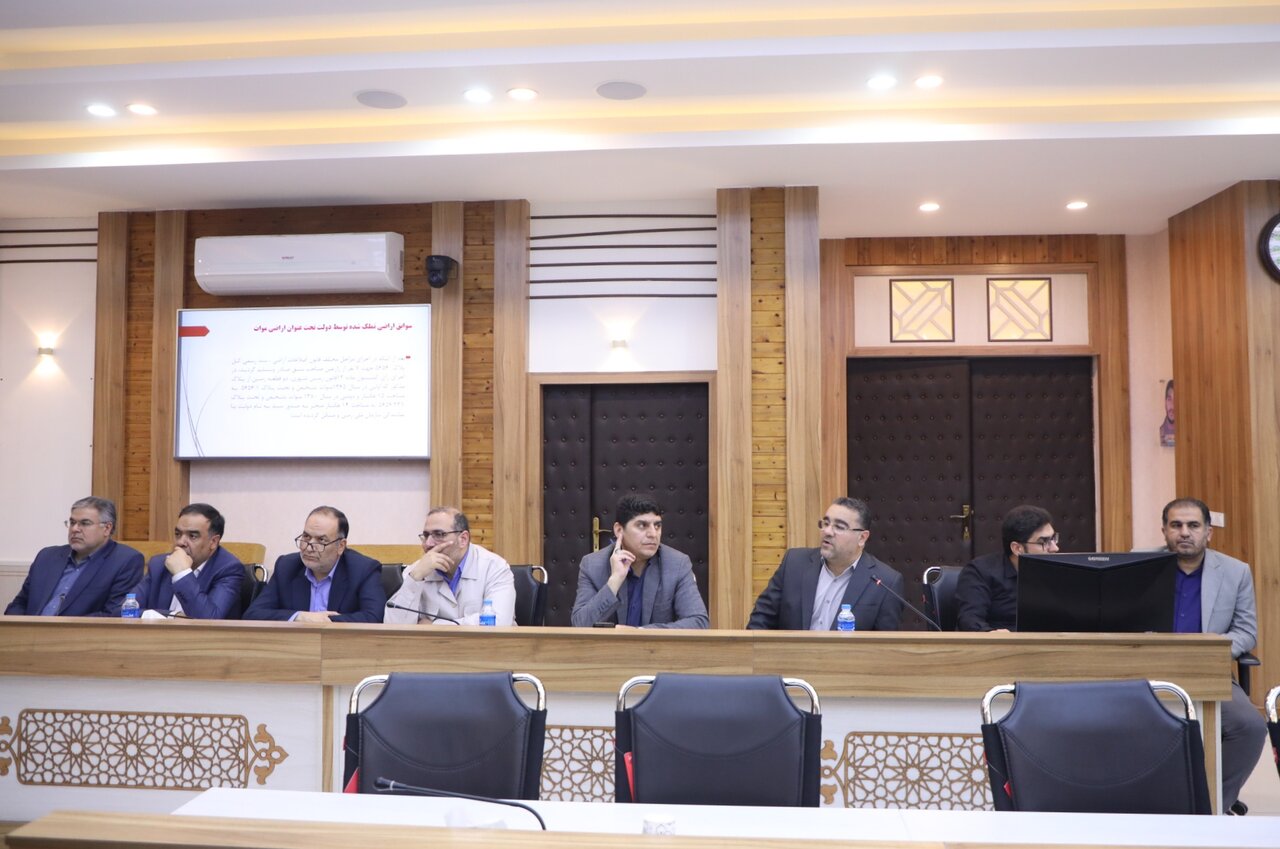 تصمیمات کلیدی برای رفع موانع مالکیت و خدماترسانی به بیش از ۳,۶۰۰ خانوار در سه شهرستان خوزستان