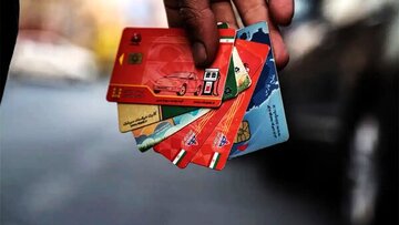 فروش علنی بنزین به نرخهای عجیب/ ماجرای فروش بنزین ۳۰ هزار تومانی چیست؟ + جزییات