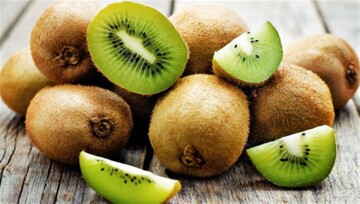 قیمت کیوی در آستانه ۲۰۰ هزار تومان / کارگر: کیوی برای اقلیتهاست؛ صادرات عامل گرانی است