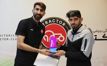 مهدی ترابی در کنار علیرضا بیرانوند: کارهایم با خدا پیش رفته و به بنده خدا فکر نکردم/ هدف ما قهرمانی است اما رؤیای بزرگتری داریم