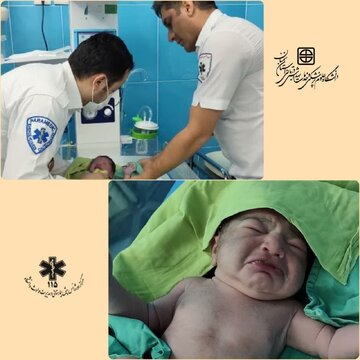 نخستین تولد در آمبولانس های استان سمنان