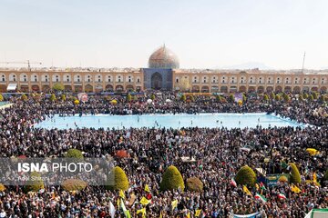 نصف جهان یکپارچه شورِ غیرت و حماسه برای غزه و فلسطین/«سنصلی فی القدس ان شاء الله»