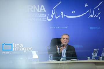 هشدار پزشکیان درباره ماجرای قتل دانشجوی دانشگاه تهران: میتوانست به فاجعه تبدیل شود/ ماجرای «مهسا امینی» هم به همین صورت اتفاق افتاد