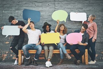 واقعا زنان بیشتر از مردان صحبت میکنند؟