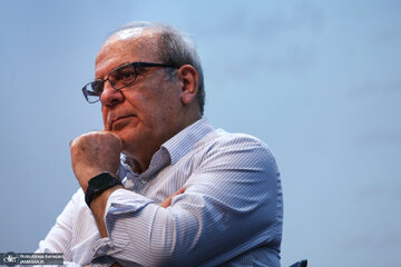 واکنش عباس عبدی به حواشی برخی جشنهای نوروز/ با دادگاه و مقابله انتظامی و امنیتی مسأله حتما تشدید میشود/ جرم، رفتاری است که قاطبه مردم محکومش کنند