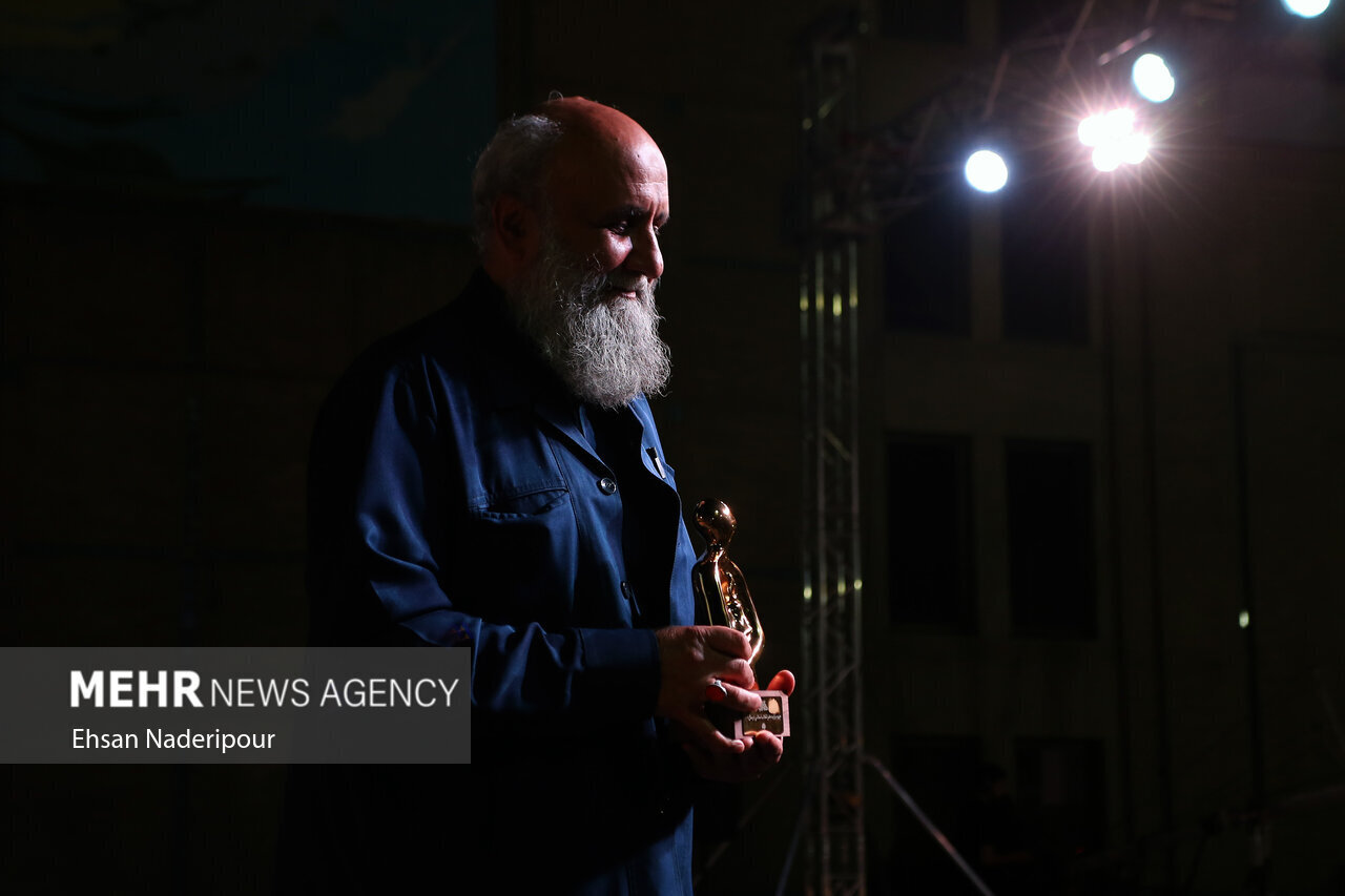 چهرههای تجسمی ۱۴۰۳؛ از پدر «گرافیک مقاومت» تا موزهای که میدرخشد!