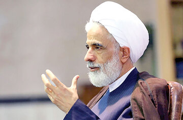 کنایه سنگین مجید انصاری به سعید جلیلی/ ۸ ماه از انتخابات گذشته، ستادهای خود را تعطیل کنید/ چرا اقدامات نفرتانگیز انجام میدهید؟