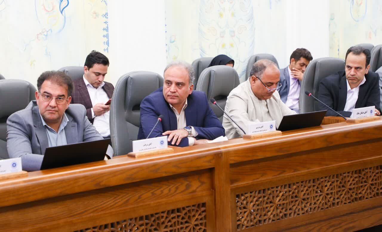 گزارش تصویری / برگزاری نشست شورای گفت و گوی دولت و بخش خصوصی در استان یزد