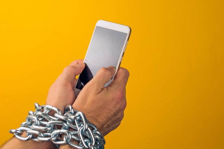 گوشیهای هوشمند و اعتیاد مغز: اثرات غیرمنتظره کاهش استفاده از تلفن