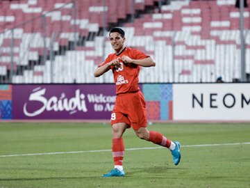 یک استقلالی به دنبال عبور از سردار آزمون