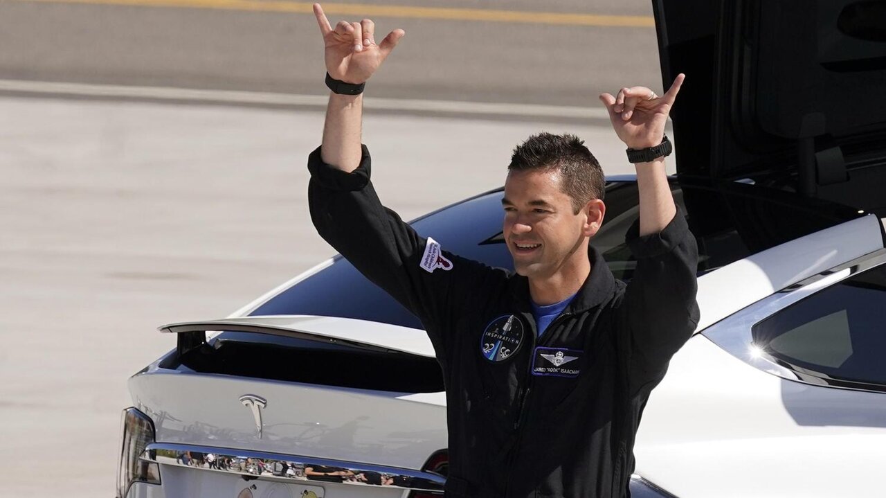 با آمدن رییس جدید اختلاف فضایی با ایلان ماسک بالا گرفت / ناسا در ماه میماند، ماسک مستقیم به مریخ میرود