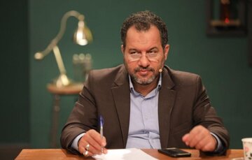 ادعای جدید نماینده تندروی مجلس؛ پزشکیان به رهبری گفت اگر بنا باشد قانون عفاف و حجاب اجرا شود، من استعفا می دهم/ هرکس که می خواهد بیاید و انجام دهد