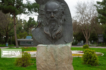 ادیب معاصر: عطار مروج گفتوگو و همزیستی بود/ پدر قصههای عرفانی