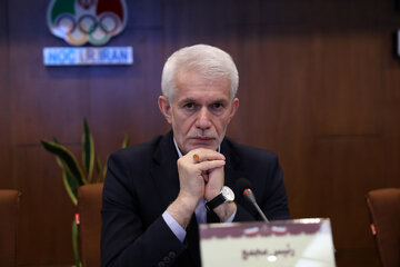 اسبقیان: وزارت ورزش با هیچکس عهد اخوت نبسته است