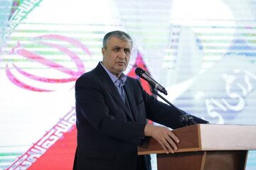 اسلامی: به کوری چشم دشمن نیروگاه هستهای با سوخت تمام ایرانی میسازیم
