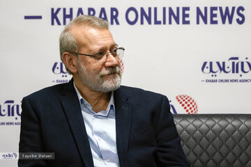 اظهارات مهم لاریجانی درباره نامه ترامپ به ایران/ ترامپ می خواهد همه چیز را به نام خودش تمام کند