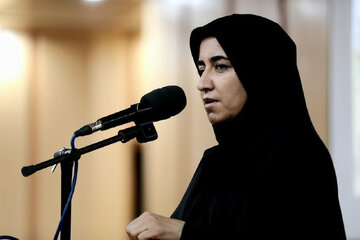 افشاگری درباره مهمانی دادن و هدیه دادن نمایندگان در آستانه انتخابات هیات رئیسه مجلس/ آقایان، هیئت رئیسه را ملک طِلق خود میدانند