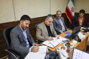 امضای تفاهم‌نامه همکاری میان شورای اسلامی استان و اتاق بازرگانی چهارمحال و بختیاری