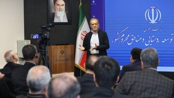 انتقاد رئیسجمهور از برخی طرحهای توسعهای/ اگر راهکارها و سیاستهایی که تا کنون اجرا شده، نتیجهبخش بود، شاهد وضعیت امروز نبودیم