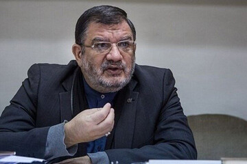 انتقاد نماینده تهران از جریاناتی که پیگیر استیضاح هستند/ برخی چهرهها دنبال سوء استفاده از احساسات مردم هستند/ پیام رهبری را یکبار بخوانید