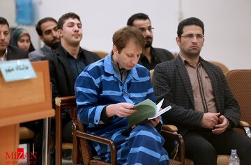 بابک زنجانیِ امروز و «ب.ز» سابق؛ مفسد اقتصادی یا منجی اقتصادی؟/ فردی که می خواهد خود را از ضدقهرمان به «قهرمان» تبدیل کند