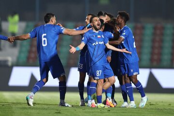 بازیکن استقلال به بازی با آلومینیوم رسید