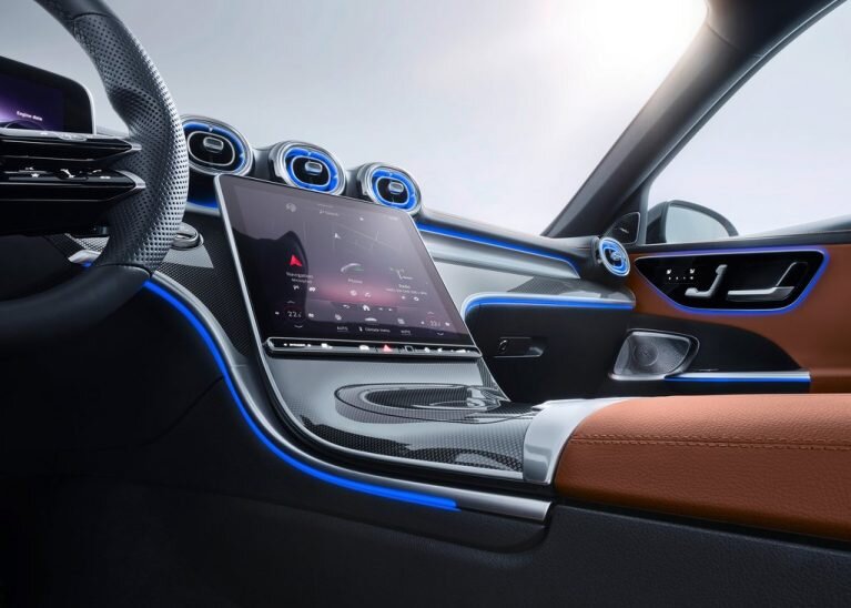 مرسدس بنز C200L 2025 وارداتی / نمایشگر لمسی کابین