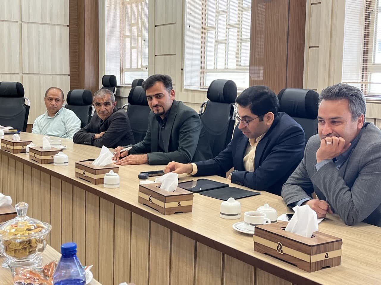 برگزاری نشست شورای مخاطرات زیست محیطی و تغییر اقلیم شهرستان میبد