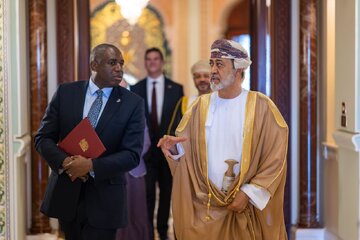 بیانیه مسقط درباره رایزنی پادشاه عمان با وزیرخارجه انگلیس درباره مذاکرات ایران و آمریکا/توئیت لمی درباره این دیدار