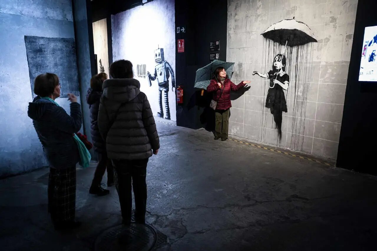 تاسیس موزهای عجیب و واقعی از آثار بنکسی در مادرید/ هنرمندی که دغدغه بشریت و اجتماع دارد