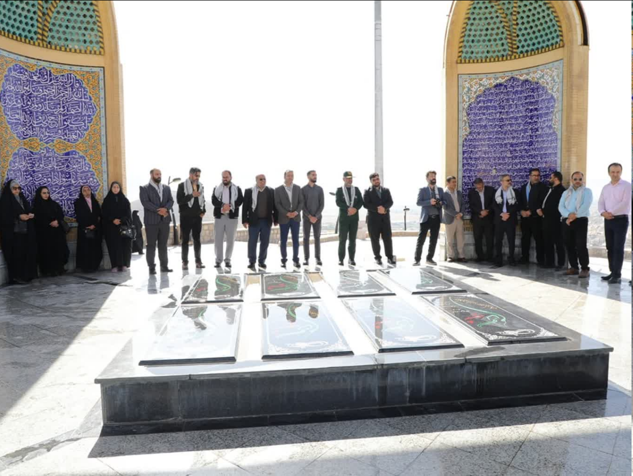 تجدید میثاق هنرمندان چهارمحال وبختیاری با شهدا