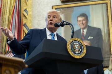 ترامپ، کریمه را برای روسیه میداند؛ اوکراین و اروپا ابتدا آتشبس میخواهند