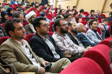 ترویج فرهنگ نماز با نگاه لذتبخش و نشاطآور در مدارس/ نمازخانههای جذاب، کلید اشتیاق دانشآموزان