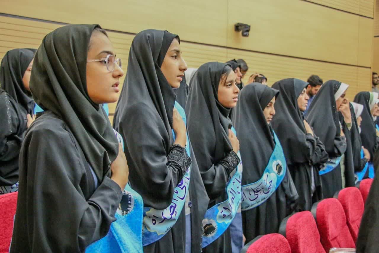 ترویج فرهنگ نماز با نگاه لذتبخش و نشاطآور در مدارس/ نمازخانههای جذاب، کلید اشتیاق دانشآموزان