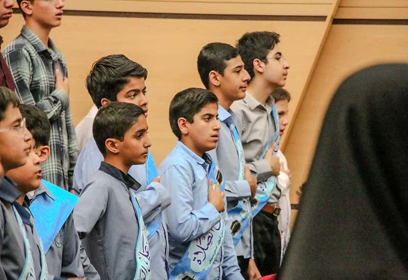 ترویج فرهنگ نماز با نگاه لذتبخش و نشاطآور در مدارس/ نمازخانههای جذاب، کلید اشتیاق دانشآموزان